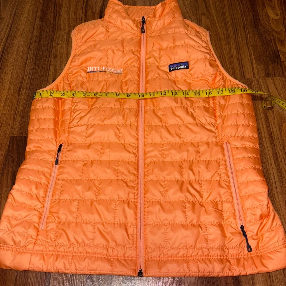 Patagonia Vibrant Orange Quilted Vest - Picture 3 of 8